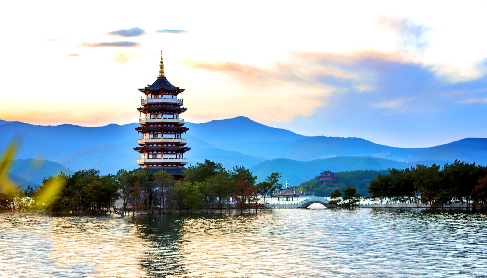 丹江塔 实景大图